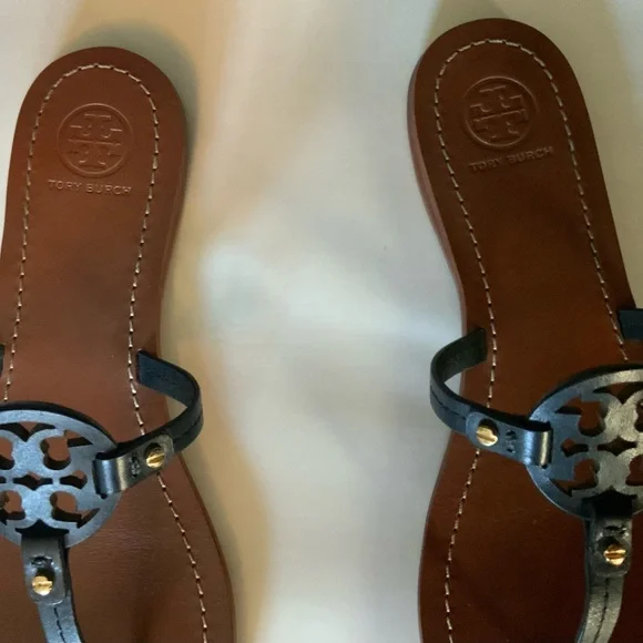 Tory Burch Gabriel Leather Flat Thong Sandals Size 8 - Picture 6 of 8